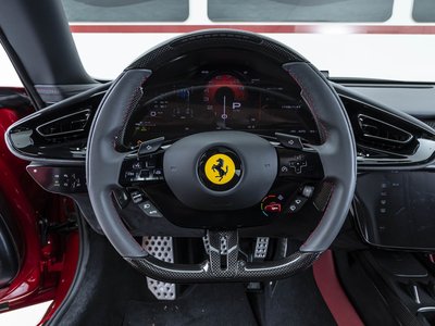 صورة 14 لـ 2025 Ferrari 12 CILINDRI