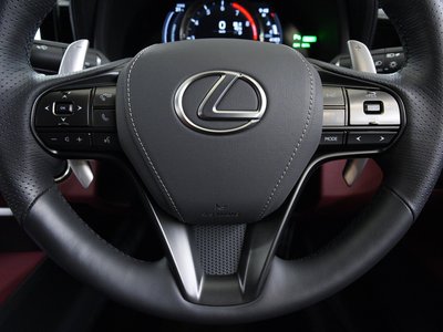 2023 Lexus LC thumbnail 34