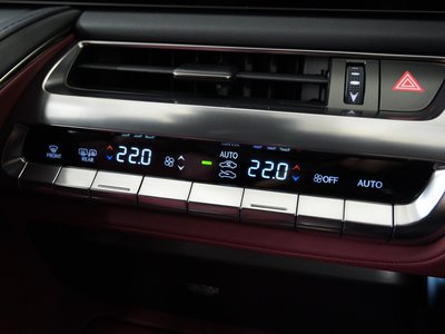 2023 Lexus LC thumbnail 43