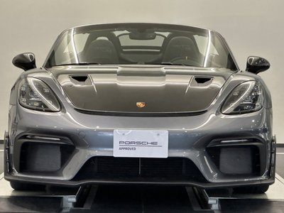 2025 Porsche 718 SPYDER photo 2