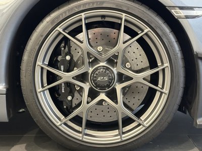 2025 Porsche 718 SPYDER thumbnail 20