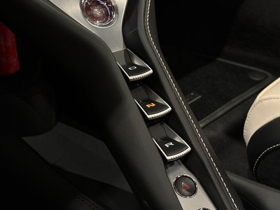 2025 Mclaren 750S SPIDER 缩略图 39