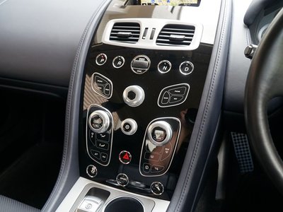 صورة مصغرة 19 لـ 2016 Aston Martin RAPIDE