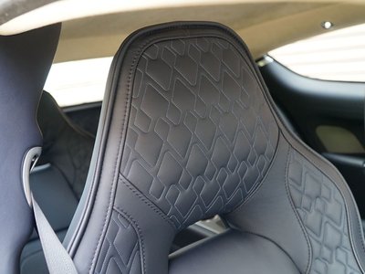صورة مصغرة 49 لـ 2016 Aston Martin RAPIDE