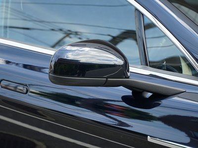 صورة مصغرة 31 لـ 2016 Aston Martin RAPIDE