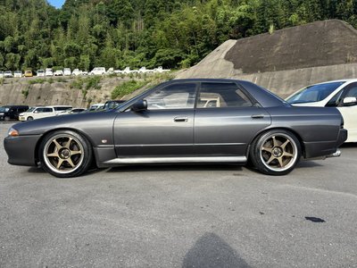 1993 Nissan SKYLINE photo 4