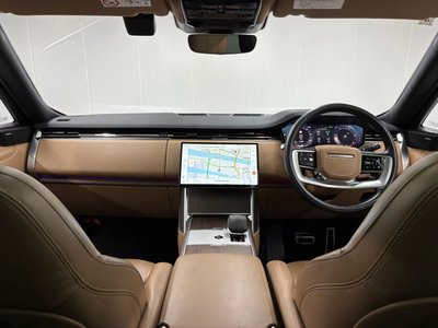 2024 LAND Rover RANGE ROVER photo 2