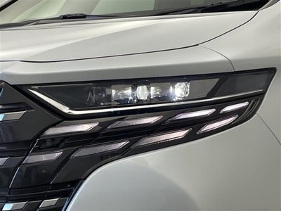 2025 Toyota ALPHARD — фото 24
