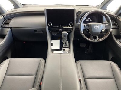 2025 Toyota ALPHARD — фото 3