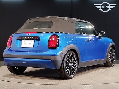 2025 MINI COOPER CONVERTIBLE — фото 9