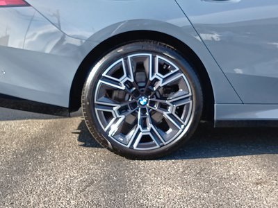 2025 BMW 5 SERIES thumbnail 20