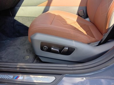 2025 BMW 5 SERIES thumbnail 50