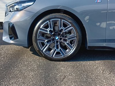 2025 BMW 5 SERIES photo 9