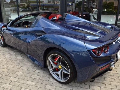 2023 Ferrari F8 SPIDER — фото 9
