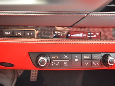 2023 Ferrari F8 SPIDER — фото 14