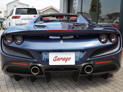 2023 Ferrari F8 SPIDER — фото 10