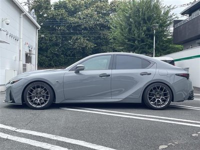 2023 Lexus IS thumbnail 25