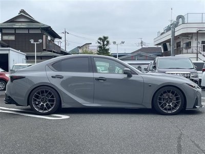 2023 Lexus IS thumbnail 29