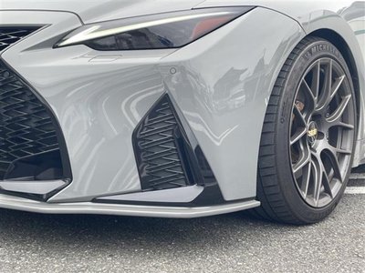 2023 Lexus IS thumbnail 32