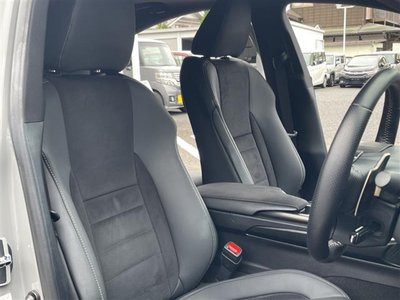 2023 Lexus IS thumbnail 17