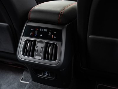 صورة مصغرة 42 لـ 2023 Maserati GRECALE
