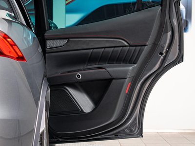 صورة مصغرة 51 لـ 2023 Maserati GRECALE