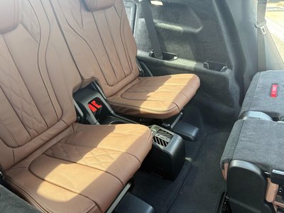 2026 BMW X5 thumbnail 50