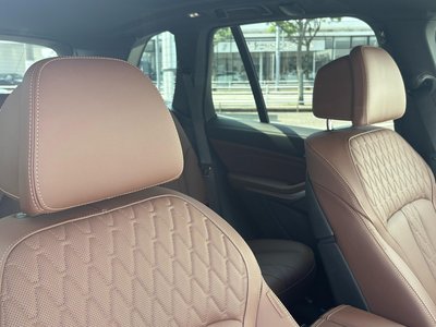 2026 BMW X5 thumbnail 31