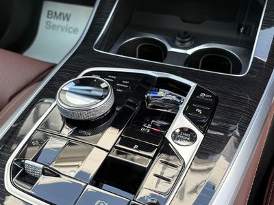 2026 BMW X5 thumbnail 32