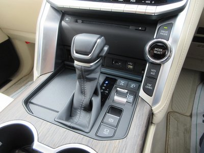 2023 Toyota LAND CRUISER 300 — фото 107