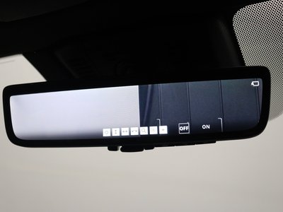 2025 Toyota CROWN SPORT photo 8