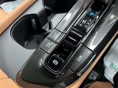 2025 Toyota CROWN SPORT thumbnail 56