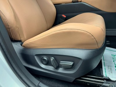 2025 Toyota CROWN SPORT thumbnail 44
