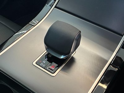 2025 LAND Rover RANGE ROVER EVOQUE thumbnail 18
