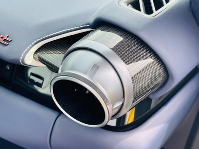 2020 Ferrari 812 SUPERFAST — миниатюра 18