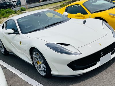 2020 Ferrari 812 SUPERFAST — миниатюра 10