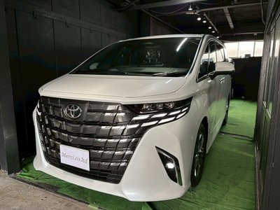 2026 Toyota ALPHARD — фото 1