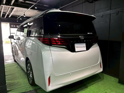 2026 Toyota ALPHARD — фото 18