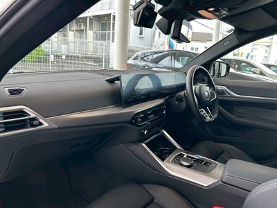 2025 BMW I4 — фото 11