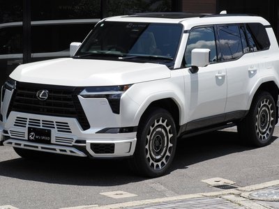 2025 Lexus GX — фото 12