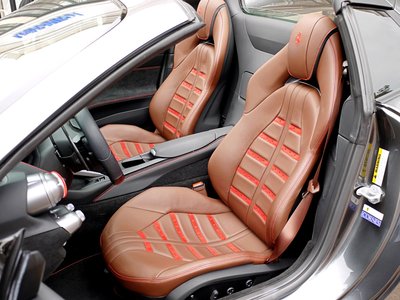 2022 Ferrari 812 GTS 照片 14