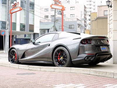 2022 Ferrari 812 GTS 照片 9