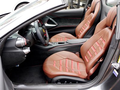 2022 Ferrari 812 GTS 照片 13