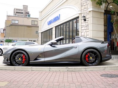 2022 Ferrari 812 GTS 照片 3