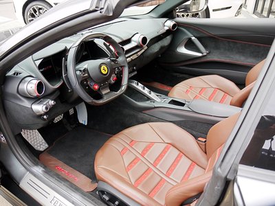 2022 Ferrari 812 GTS 照片 12