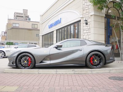2022 Ferrari 812 GTS 照片 8