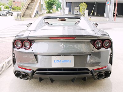 2022 Ferrari 812 GTS 照片 5