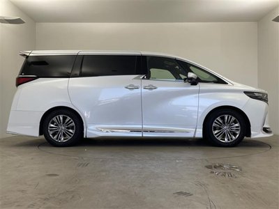صورة 36 لـ 2025 Toyota ALPHARD