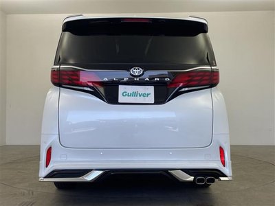 صورة 42 لـ 2025 Toyota ALPHARD