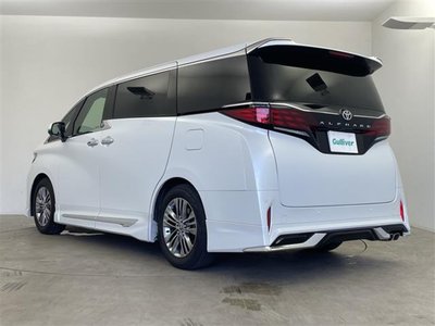 صورة 45 لـ 2025 Toyota ALPHARD